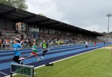 Ratinger Wilhelm-Busch-Schule gewinnt Grundschulsportfest Beim 800-Meter-Lauf waren die 420 Jungen und Mädchen mit großem Einsatz dabei. Foto: Stadt Ratingen