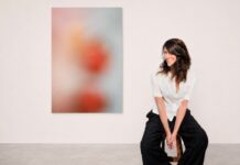 Sommerausstellung: Kunst, Wein und „Summer Vibes ’26“