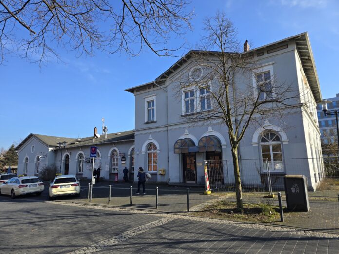 Ostbahnhof Der Ratinger Ostbahnhof vor der Renovierung, Bild: Alexander Heinz