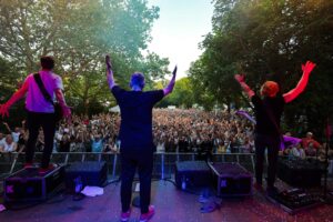 Superstimmung herrschte beim Auftritt von Kasalla zum Finale des Festmahls, Bild: Alexander Seidl
