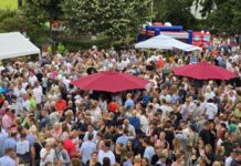 Beachparty bringt Sommerstimmung nach Hösel Beachparty 2025 in Hösel, Bild: Alexander Heinz