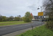Sperrung an der Stadtgrenze: Durchgangsverkehr rollt jetzt durch Ratingen Eine Woche ohne Idylle auf Breitscheider Straßen, gut für den der im Urlaub ist, Bild: Alexander Heinz