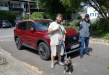 Überraschungsbesuch im JUZ Eggerscheidt Zu Besuch im schönen Eggerscheidt, Andreas Hansen und der damalige/heutige Leiter des Juz, Michael Baaske, Bild: Juz Eggerscheidt