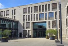 Verwaltung informiert Eltern über OGS-Beiträge Rathaus Ratingen, Bild: Alexander Heinz