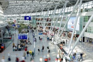 Blick in den Terminal Flughafen DUS, Bild: Flughafen