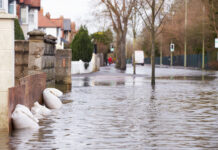 Verbrauchertipp: Sich gegen Extremwetter-Ereignisse wappnen Extreme Wetterverhältnisse treffen heutzutage auch Ratingen. Doch wie kann man sich wappnen? Das sind die Tipps der Verbraucherzentrale NRW. Foto: Verbraucherzentrale NRW
