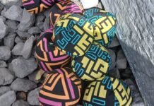 Mit Crossboccia durch Tiefenbroich: Bewegung, Begegnung und Perspektive Crossboccia wird mit weichen Bällen gespielt. Foto: Stadt Ratingen