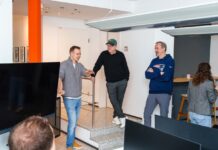 Von Frage zu Ergebnis: So kann KI Ratingens Unternehmen verändern Bild Alexander Kersten: vlnr Louis Steininger, Christian Rahn, Sascha Kühn vom Living Room Ratingen