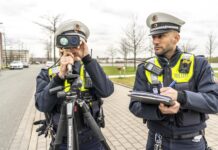 Blitzermarathon in Ratingen: Jeder vierte Fahrer zu schnell Ratingens Autofahrer und Autofahrerinnen sind schnell unterwegs. Foto: Presseportal Polizei Mettmann