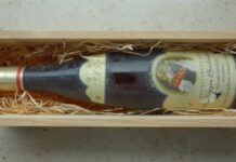 Ein besonderer Wein für einen besonderen Anlaß Die 1985er Flasche aus Michael Baaskes Keller, Bild; Privat