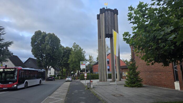 St Suitbertus Der markante Turm der St. Suitbertus Kirche, Bild: Alexander Heinz