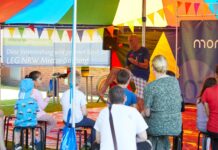 Fest und Freude auf dem Berliner Platz: LEG feiert modernisiertes mosaik Center Die LEG bietet ganzjährig ein vielfältiges Ferienprogramm für Mieterinnen und Mieter an. Foto: LEG
