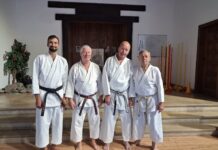 ASC- Karate: Training mit Tradition und neuen Impulsen v.l.n.r. : ASC Mitglieder Uwe Hilgers und Bernd Milner, 9. Dan. Foto: ASC Ratingen