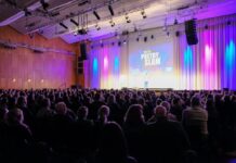 Neun Stimmen, ein Titel: NRW-Slam entscheidet sich in Ratingen Das Finale der Poetry Slam NRW-Landesmeisterschaften findet in Ratingen statt. Foto: Veranstalter