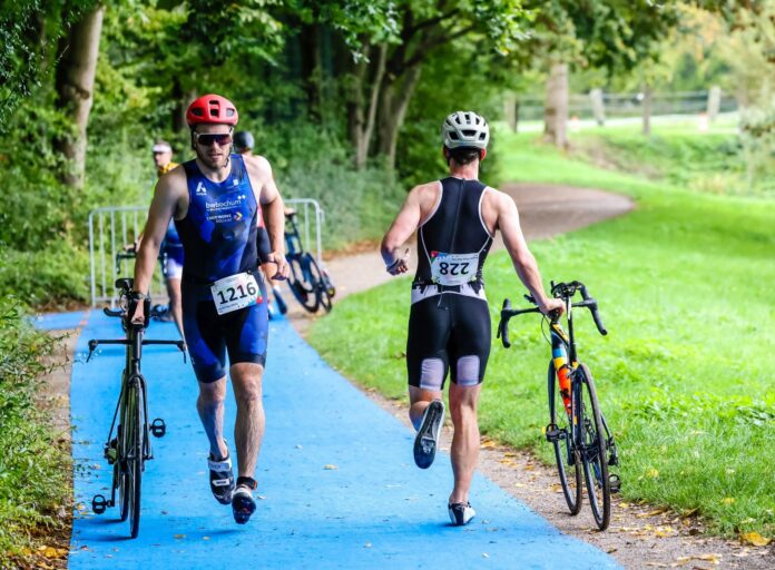 Stadtwerke Ratingen Triathlon 2 Am Sonntag wird die 18. Auflage des Ratinger Triathlons stattfinden. Foto: Oliver Kubanek