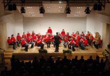 Jubiläumskonzert: Ferdinand-Trimborn-Saal feiert 20-jähriges Bestehen Seit 20 Jahren ist der Ferdinand-Trimborn-Saal fester Bestandteil des kulturellen Lebens in Ratingen – hier beim Eröffnungskonzert 2006. Foto: Achim Blazy