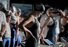 Bezirksmeisterschaften Schwimmen: 85 Medaillen für den Turnverein Ratingen Die Ratinger Schwimmerin Hanna Skokic (Jg.2013) vor ihrem Wettkampf. Foto: Daniel Kolganov