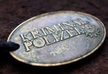 Autos nach Ratinger Wohnungseinbruch gestohlen und per GPS wieder aufgefunden Die Kriminalpolizei bittet um Hinweise. Foto: Polizei