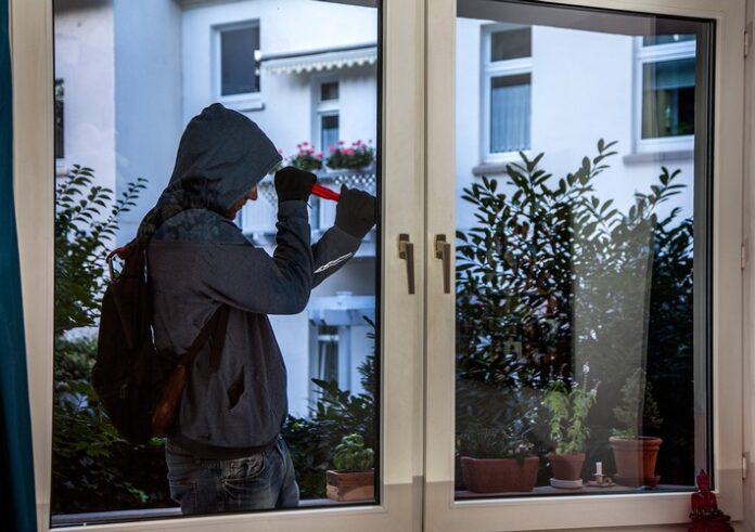 Symbolbild In Ratingen ist es wieder zu einem Einbruch gekommen. Foto: Polizei